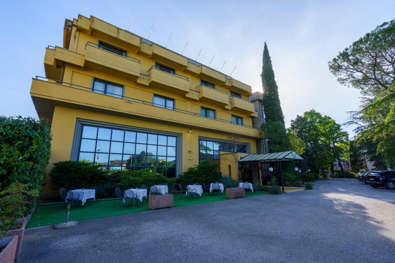 Hotel Cristallo Di La Rosetta Srl 4*