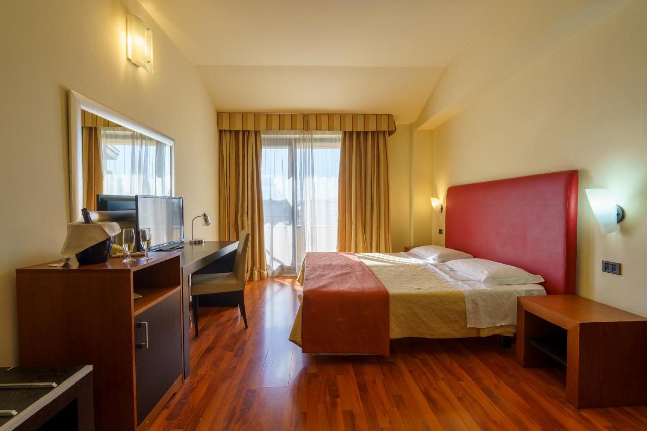 Cristallo Hotel